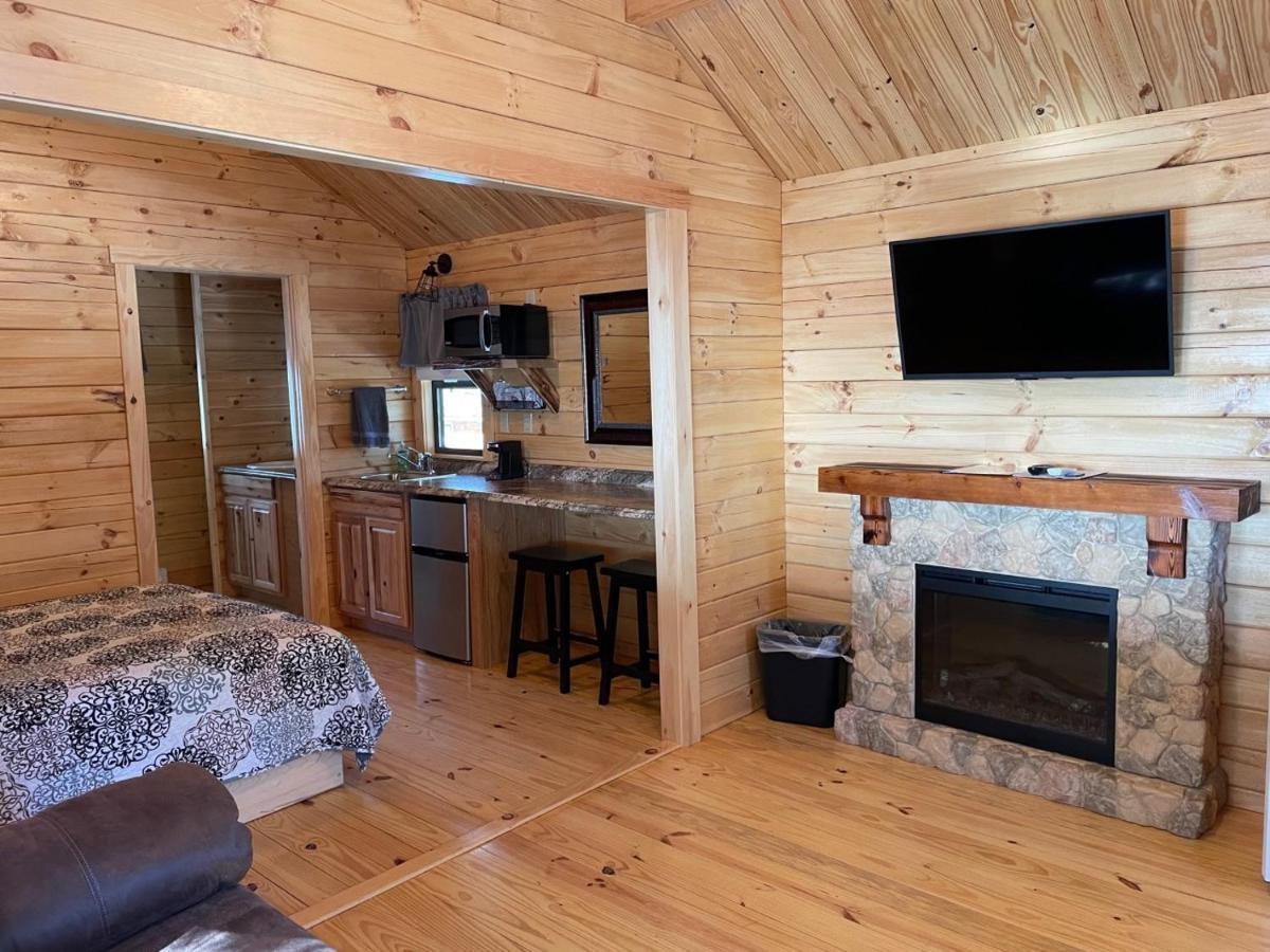 Barnesville Lakewood Park Campground - Luxury Cabin מראה חיצוני תמונה